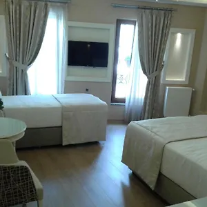 rooms-inn-taxim.istanbul-turkeyhotels.com/