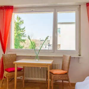 https://apartment-am-rhein.hotelsbaselswitzerland.com